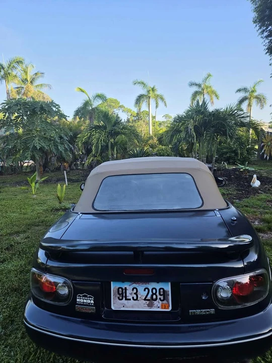 1994 Mazda NA MX-5 Miata - Image 5 of 18
