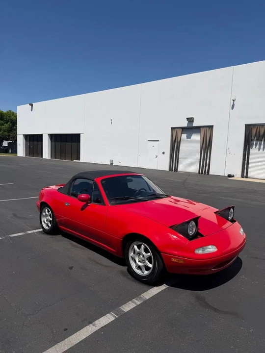 1994 Mazda NA MX-5 Miata - Image 6 of 9