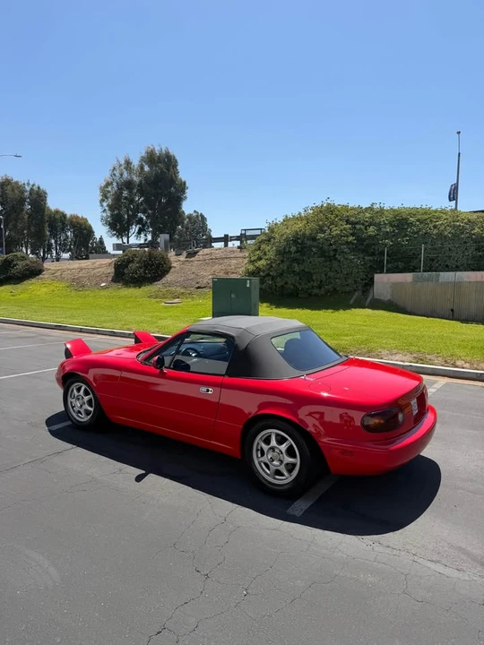 1994 Mazda NA MX-5 Miata - Image 4 of 9