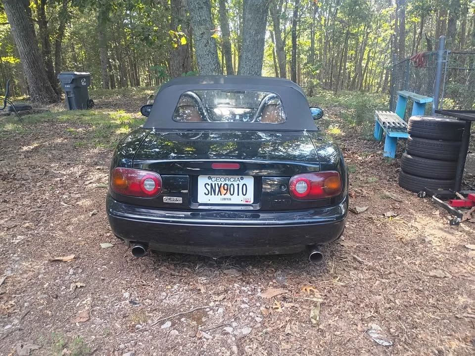 1994 Mazda NA MX-5 Miata - Image 9 of 11