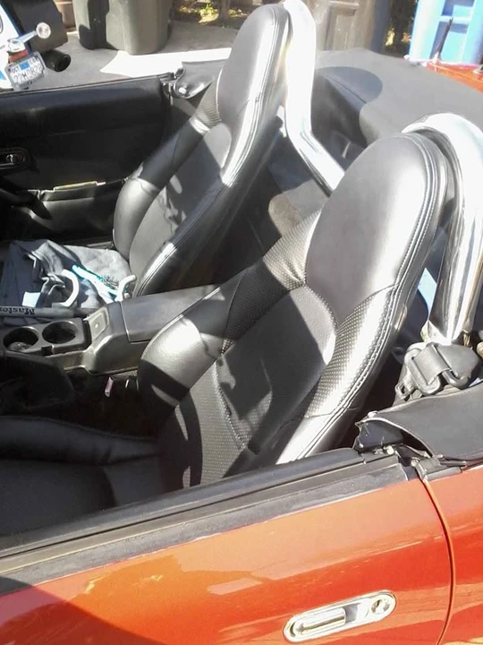 1994 Mazda NA MX-5 Miata - Image 3 of 9