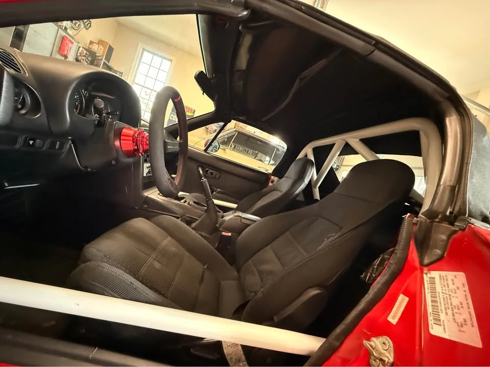1994 Mazda NA MX-5 Miata - Image 12 of 15