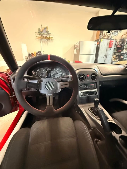 1994 Mazda NA MX-5 Miata - Image 11 of 15