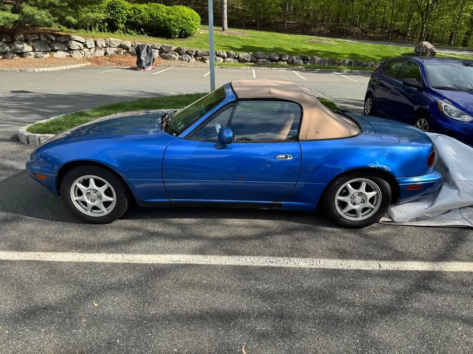 1994 Mazda NA MX-5 Miata - Image 6 of 16