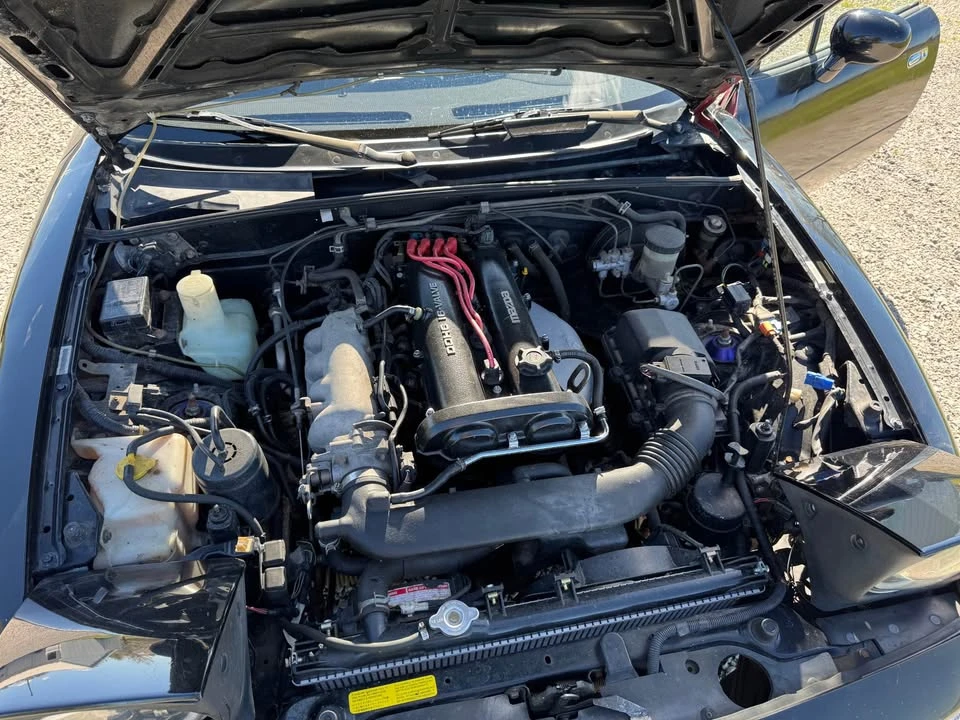 1994 Mazda NA MX-5 Miata - Image 11 of 13