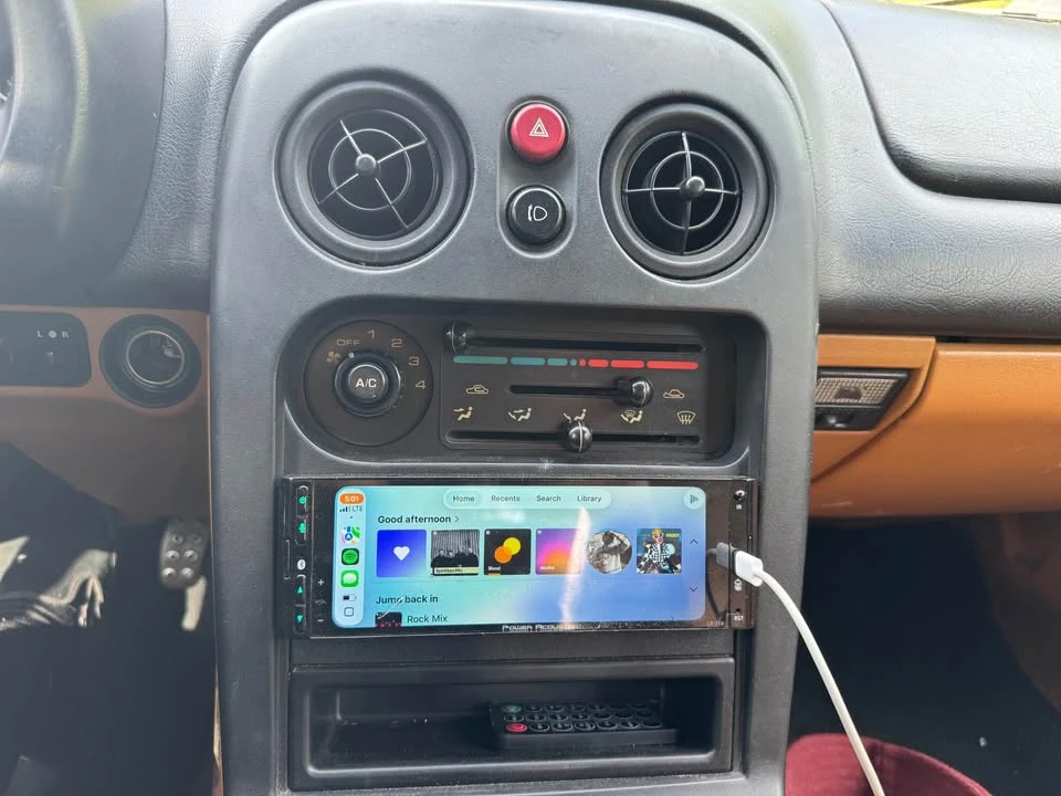 1994 Mazda NA MX-5 Miata - Image 13 of 16