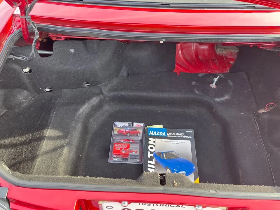 1994 Mazda NA MX-5 Miata - Image 16 of 16