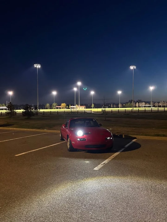 1994 Mazda NA MX-5 Miata - Image 5 of 18
