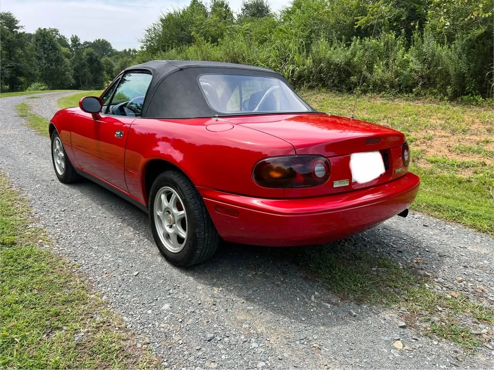 1994 Mazda NA MX-5 Miata - Image 5 of 11