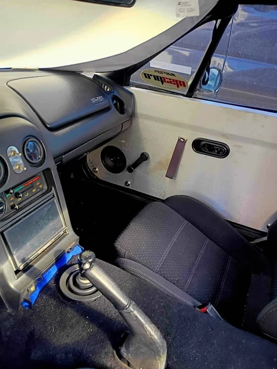 1994 Mazda NA MX-5 Miata - Image 3 of 18