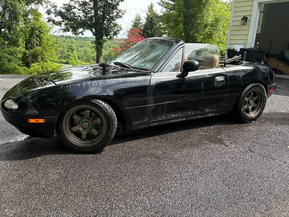 1994 Mazda NA MX-5 Miata - Image 2 of 9