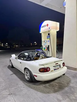 1994 Mazda MX-5 Convertible 2D