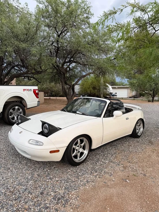 1994 Mazda NA MX-5 Miata - Image 4 of 13