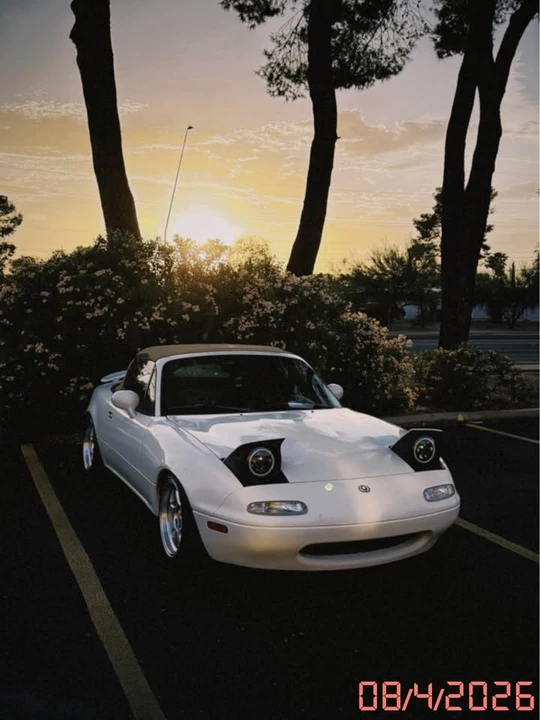 1994 Mazda NA MX-5 Miata - Image 5 of 13