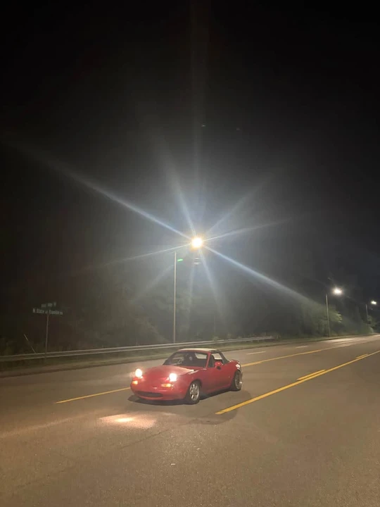 1994 Mazda NA MX-5 Miata - Image 4 of 8