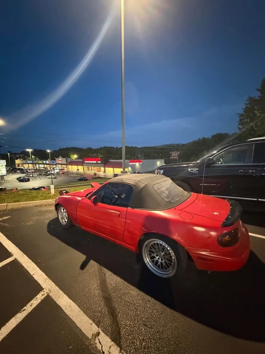 1994 Mazda NA MX-5 Miata - Image 7 of 8
