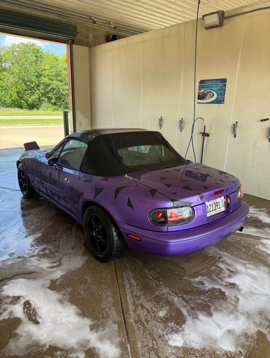 1994 Mazda NA MX-5 Miata - Image 11 of 16
