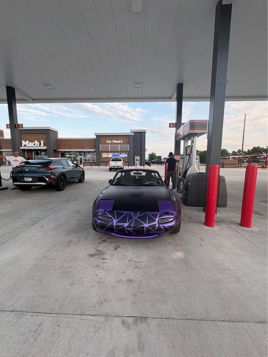 1994 Mazda NA MX-5 Miata - Image 6 of 16