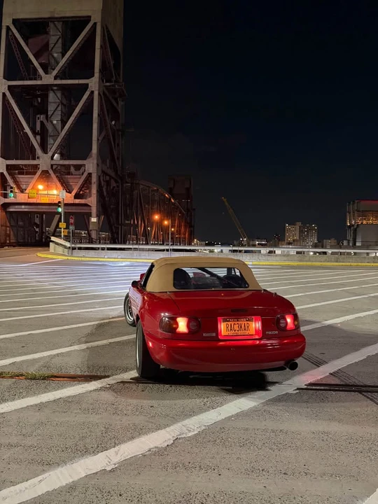1994 Mazda NA MX-5 Miata - Image 7 of 15