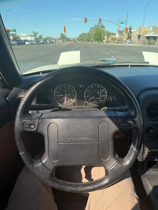 1994 Mazda NA MX-5 Miata - Image 12 of 13