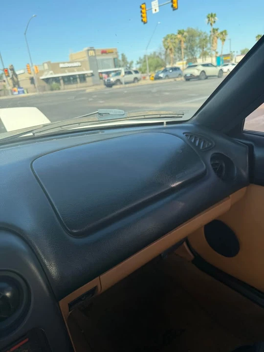 1994 Mazda NA MX-5 Miata - Image 11 of 13