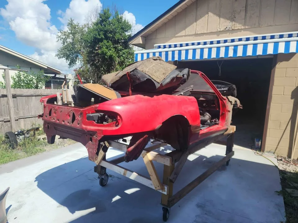 1994 Mazda NA MX-5 Miata - Image 4 of 10