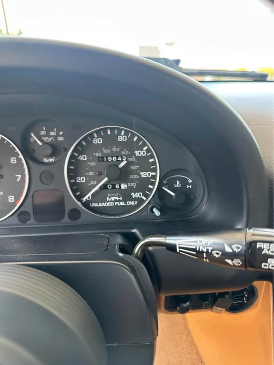 1994 Mazda NA MX-5 Miata - Image 9 of 10