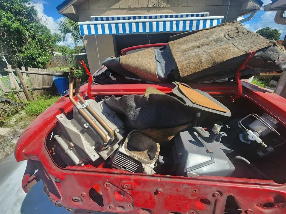 1994 Mazda NA MX-5 Miata - Image 6 of 10