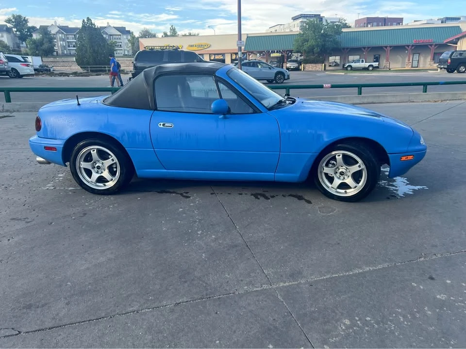 1994 Mazda NA MX-5 Miata - Image 2 of 18