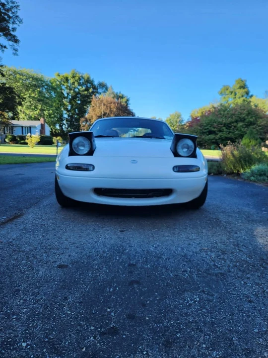 1994 Mazda NA MX-5 Miata - Image 2 of 9