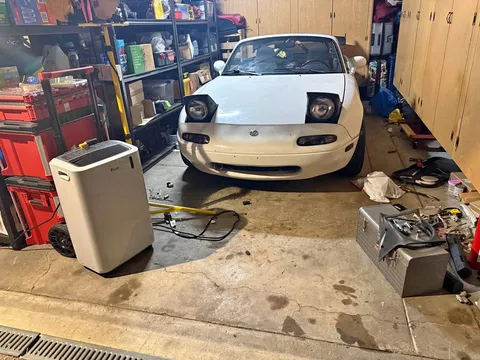 1994 Mazda MX-5 LS Convertible 2D