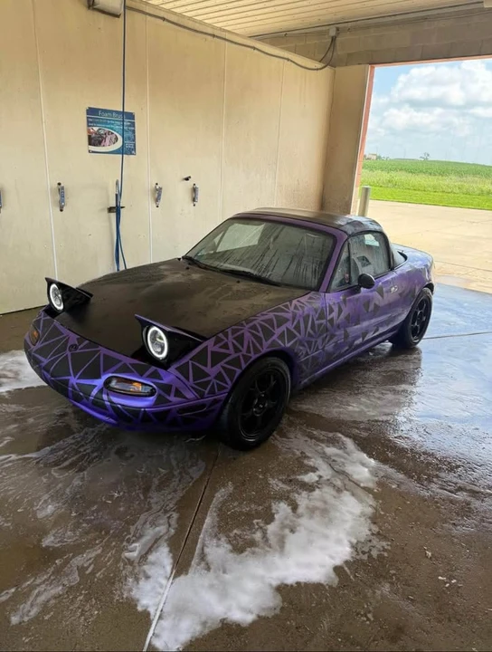 1994 Mazda NA MX-5 Miata - Image 2 of 15