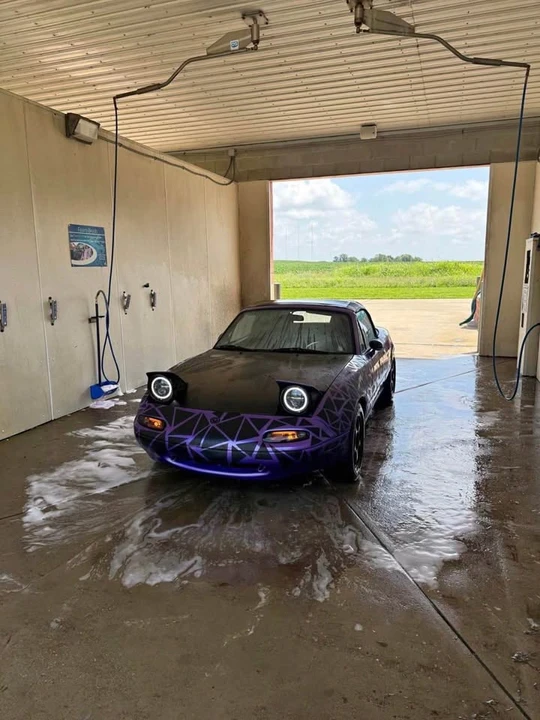 1994 Mazda NA MX-5 Miata - Image 2 of 15