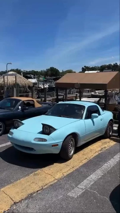 1994 Mazda NA MX-5 Miata - Image 2 of 2