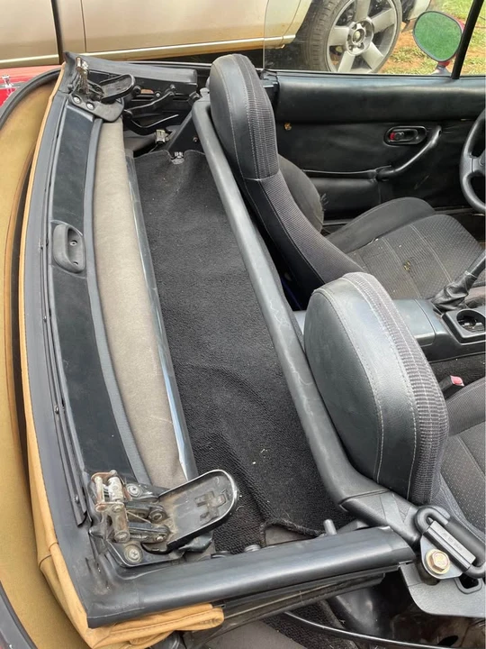 1994 Mazda NA MX-5 Miata - Image 15 of 20