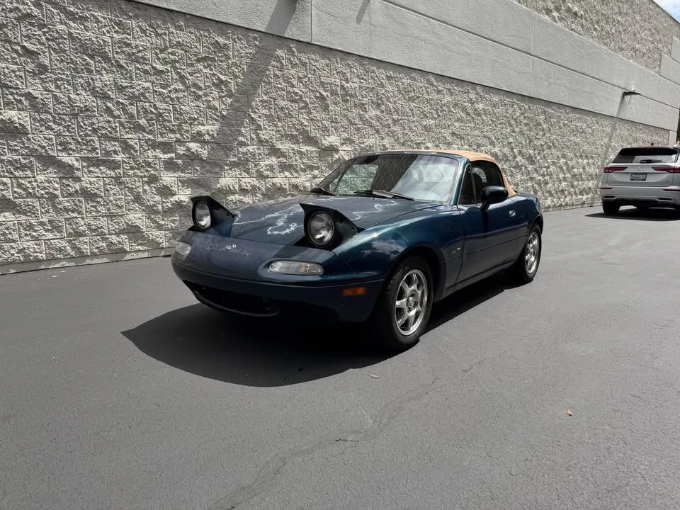 1994 Mazda NA MX-5 Miata - Image 2 of 17