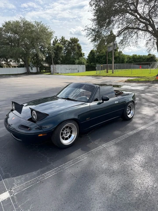 1994 Mazda NA MX-5 Miata - Image 5 of 8