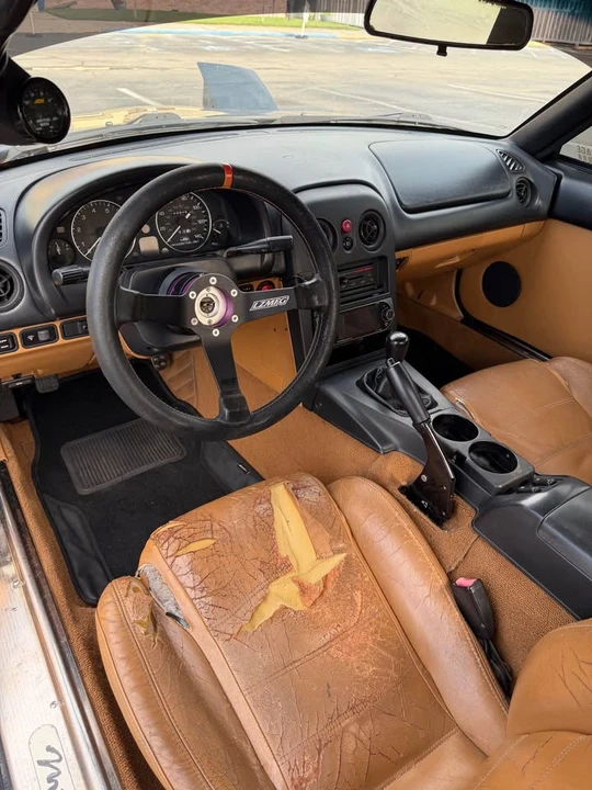 1994 Mazda NA MX-5 Miata - Image 6 of 8