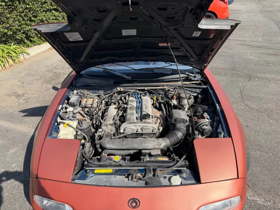 1994 Mazda NA MX-5 Miata - Image 9 of 11