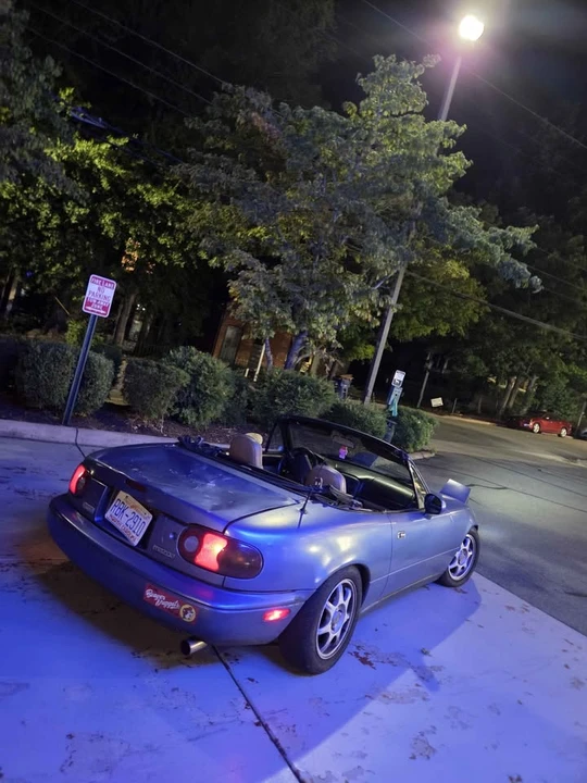 1994 Mazda NA MX-5 Miata - Image 5 of 5