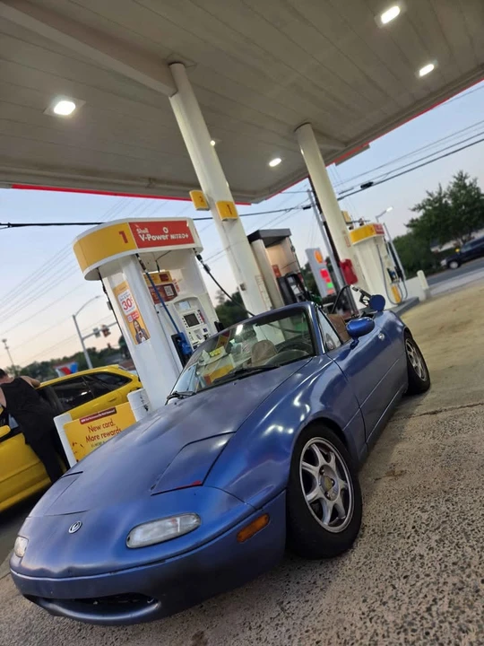 1994 Mazda NA MX-5 Miata - Image 2 of 5