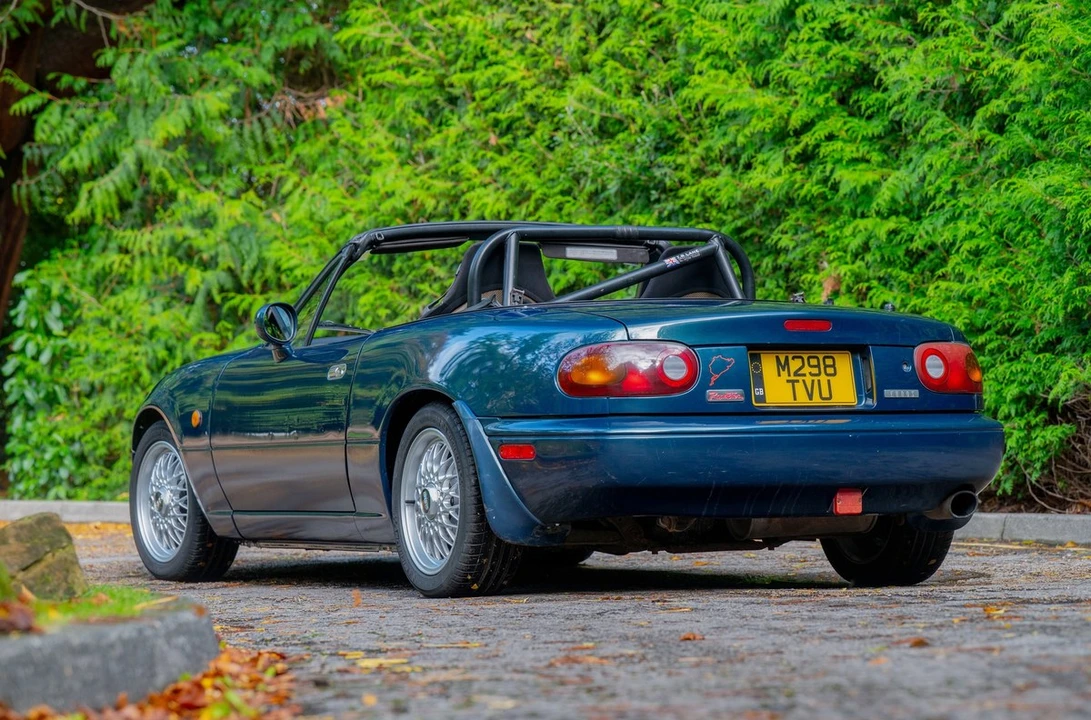 1994 Mazda NA MX-5 Miata - Image 16 of 30