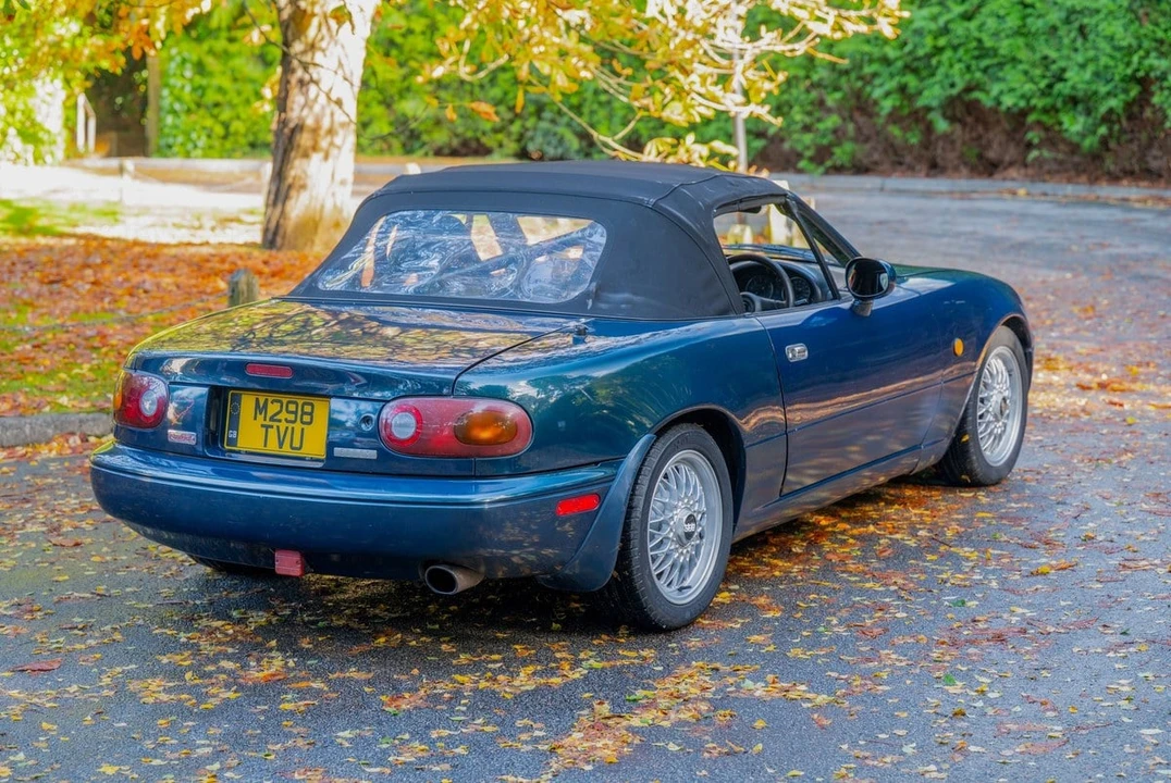 1994 Mazda NA MX-5 Miata - Image 25 of 30
