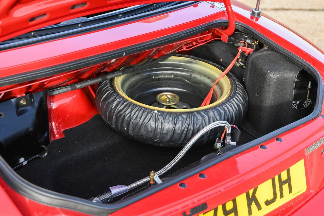 1994 Mazda NA MX-5 Miata - Image 19 of 28