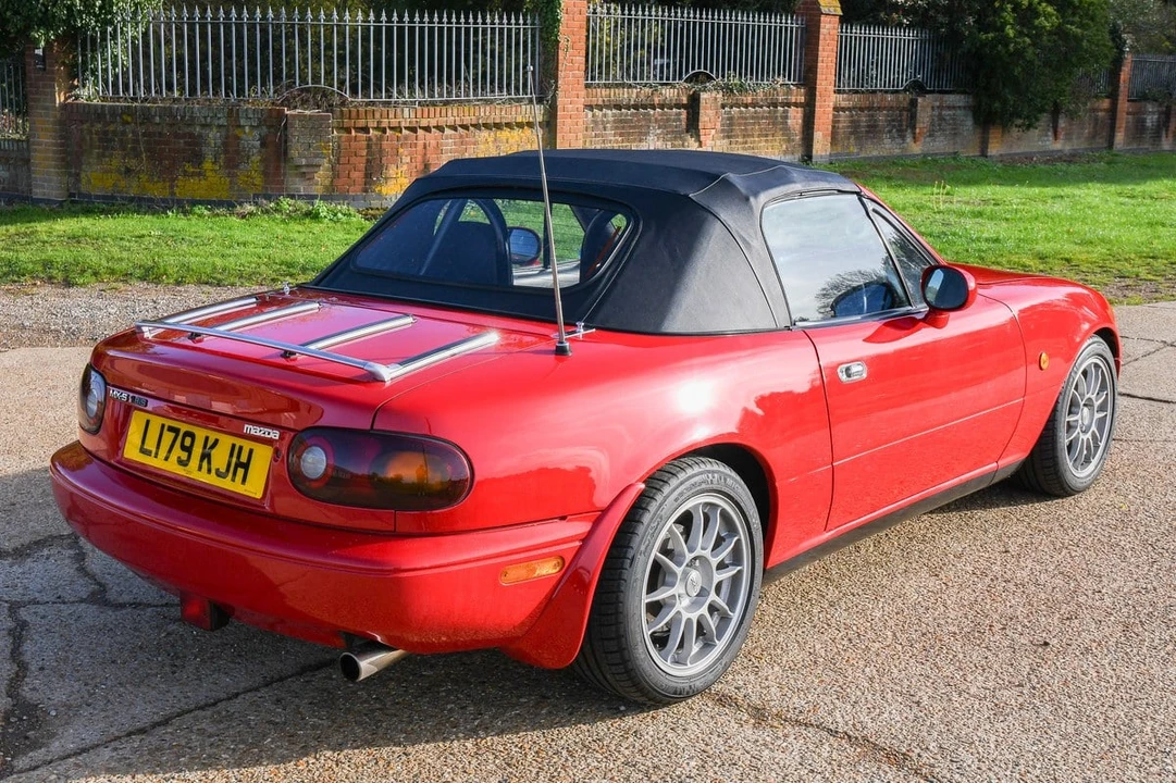 1994 Mazda NA MX-5 Miata - Image 7 of 28