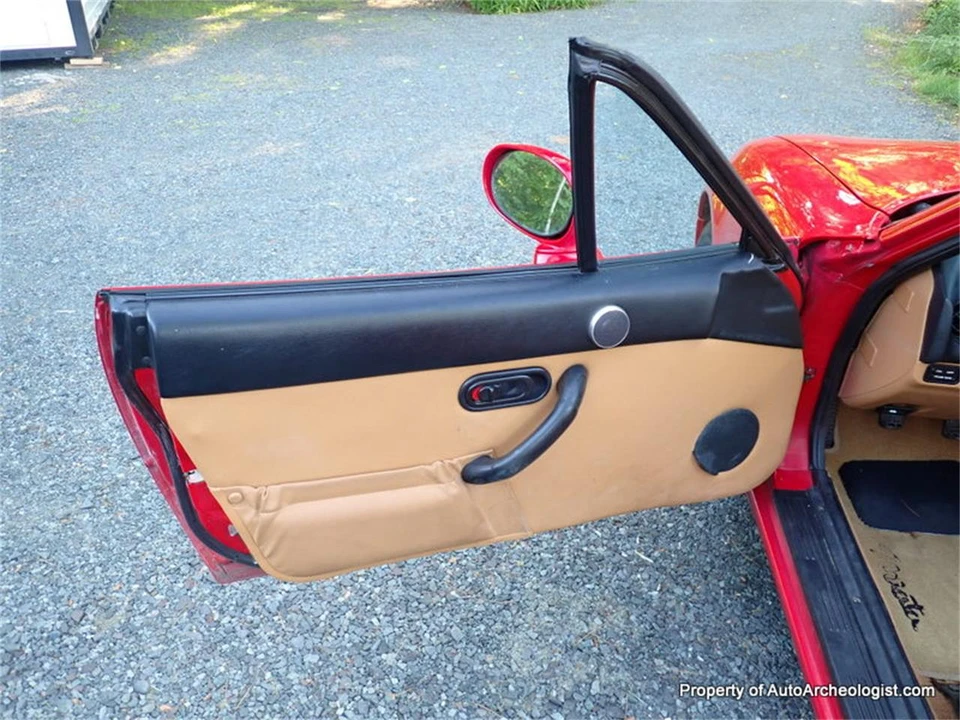 1994 Mazda NA MX-5 Miata - Image 13 of 24
