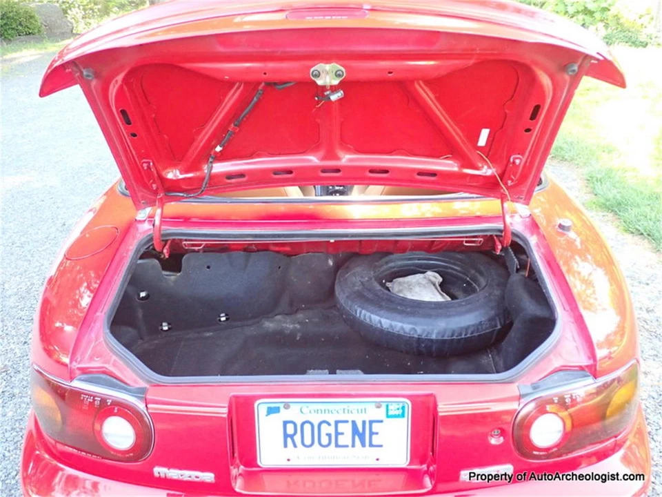 1994 Mazda NA MX-5 Miata - Image 17 of 24