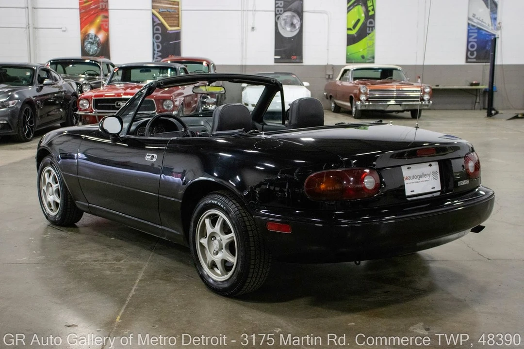1994 Mazda NA MX-5 Miata - Image 5 of 31