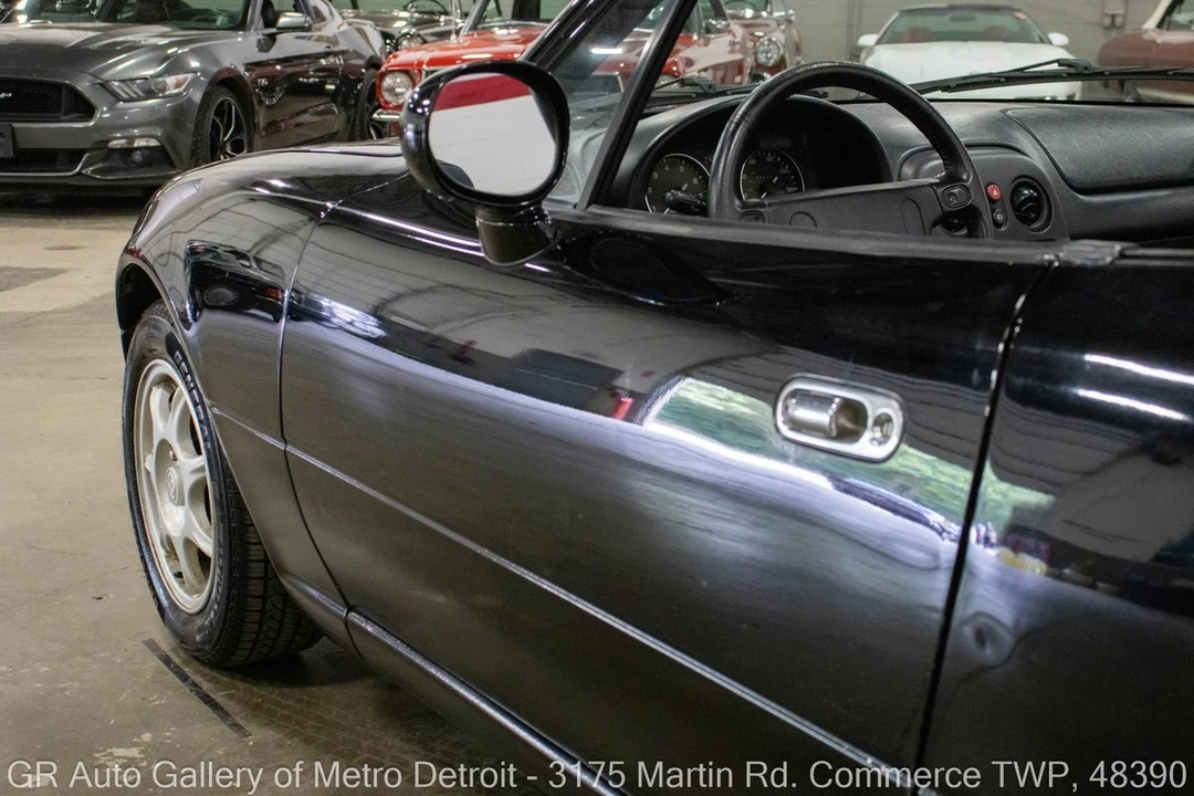 1994 Mazda NA MX-5 Miata - Image 23 of 31