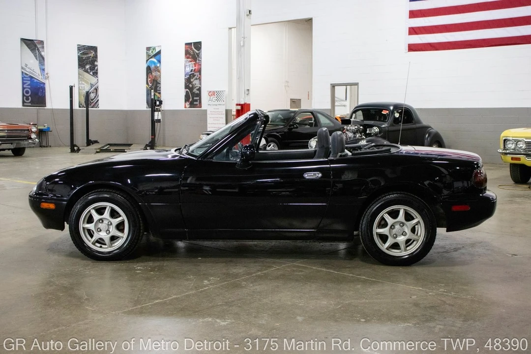 1994 Mazda NA MX-5 Miata - Image 4 of 31